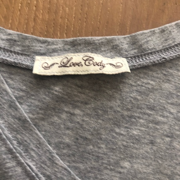 Oversized gray sequin v-neck T-shirt - Picture 6 of 6